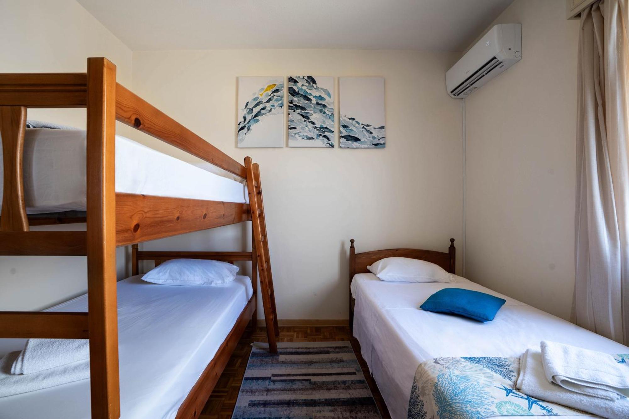 Makenzy Sandy Beachfront Paradise ลาร์นาคา ภายนอก รูปภาพ