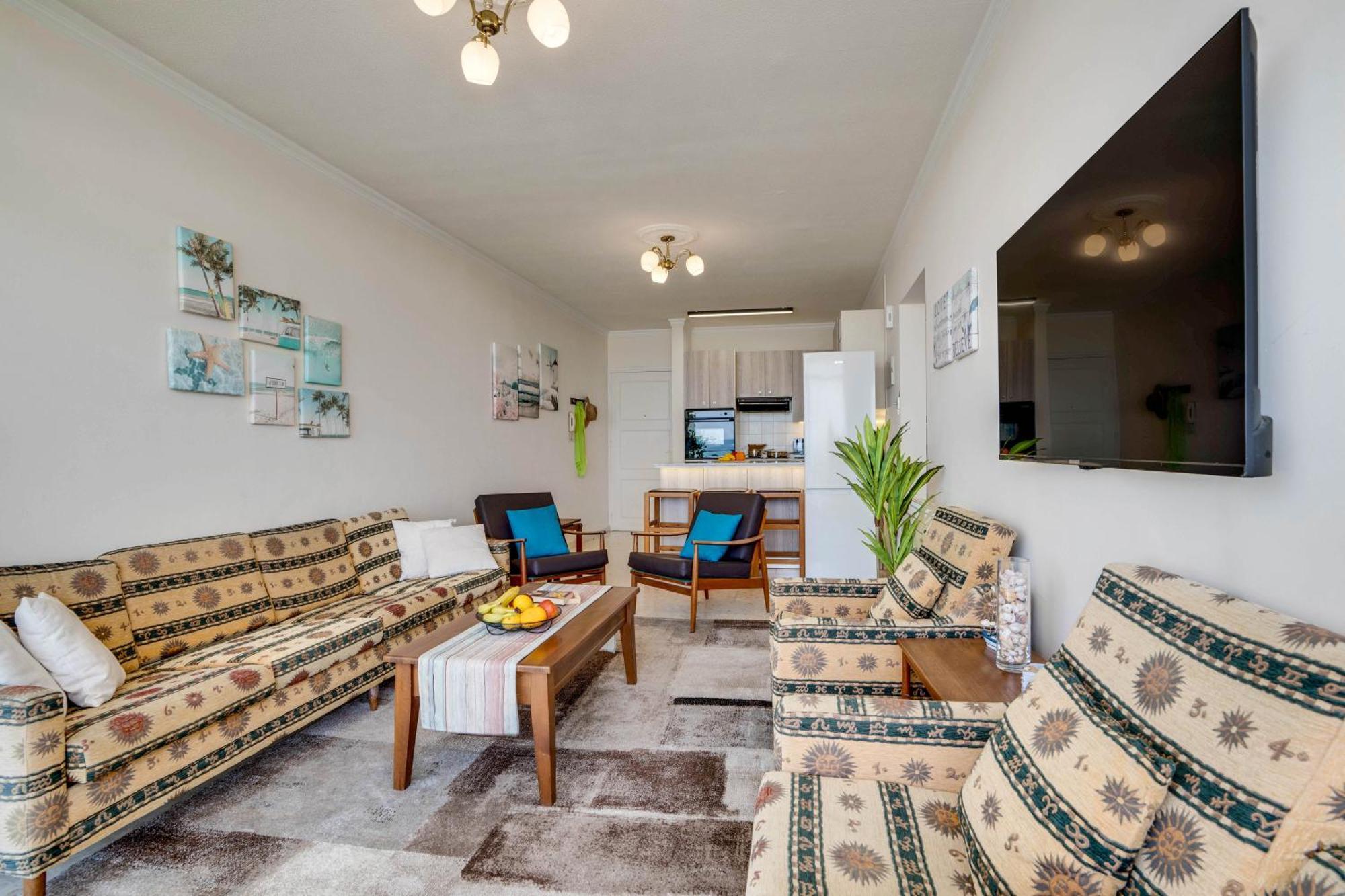 Makenzy Sandy Beachfront Paradise ลาร์นาคา ภายนอก รูปภาพ